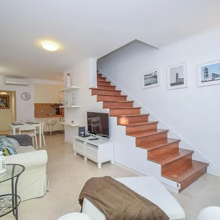 Apartment Family - 60 M From The