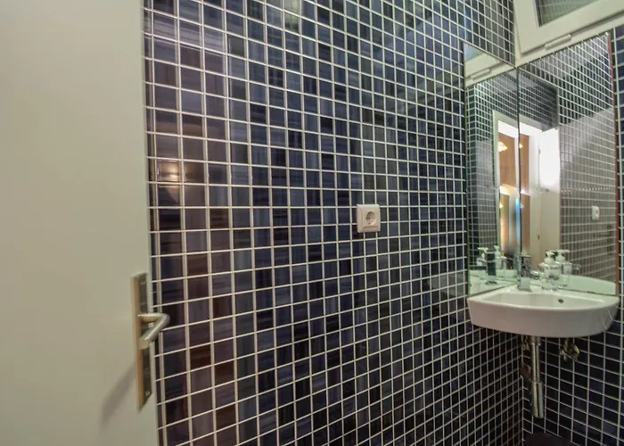 Διαμέρισμα Family - 60 M From The *